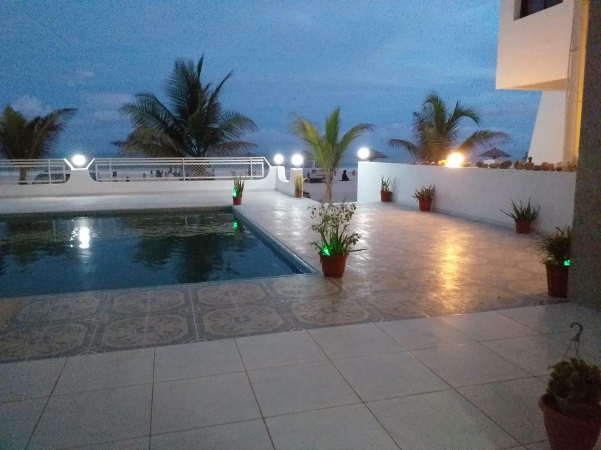 Salalah Beach Villas Hotel 3*